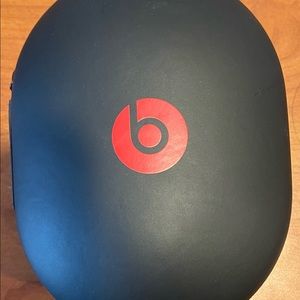 Selling beats headphone case